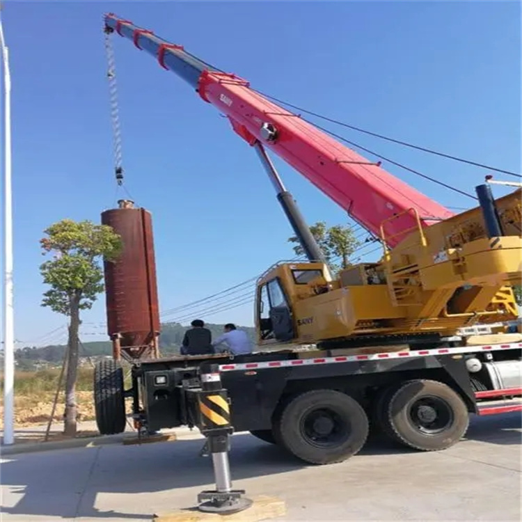 琼中专业吊车租赁多少钱